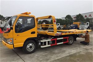 新郑哪里有拖车服务